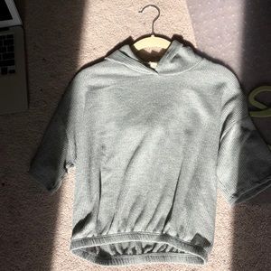 Comfortable grey Hoodie Short sleeve!!